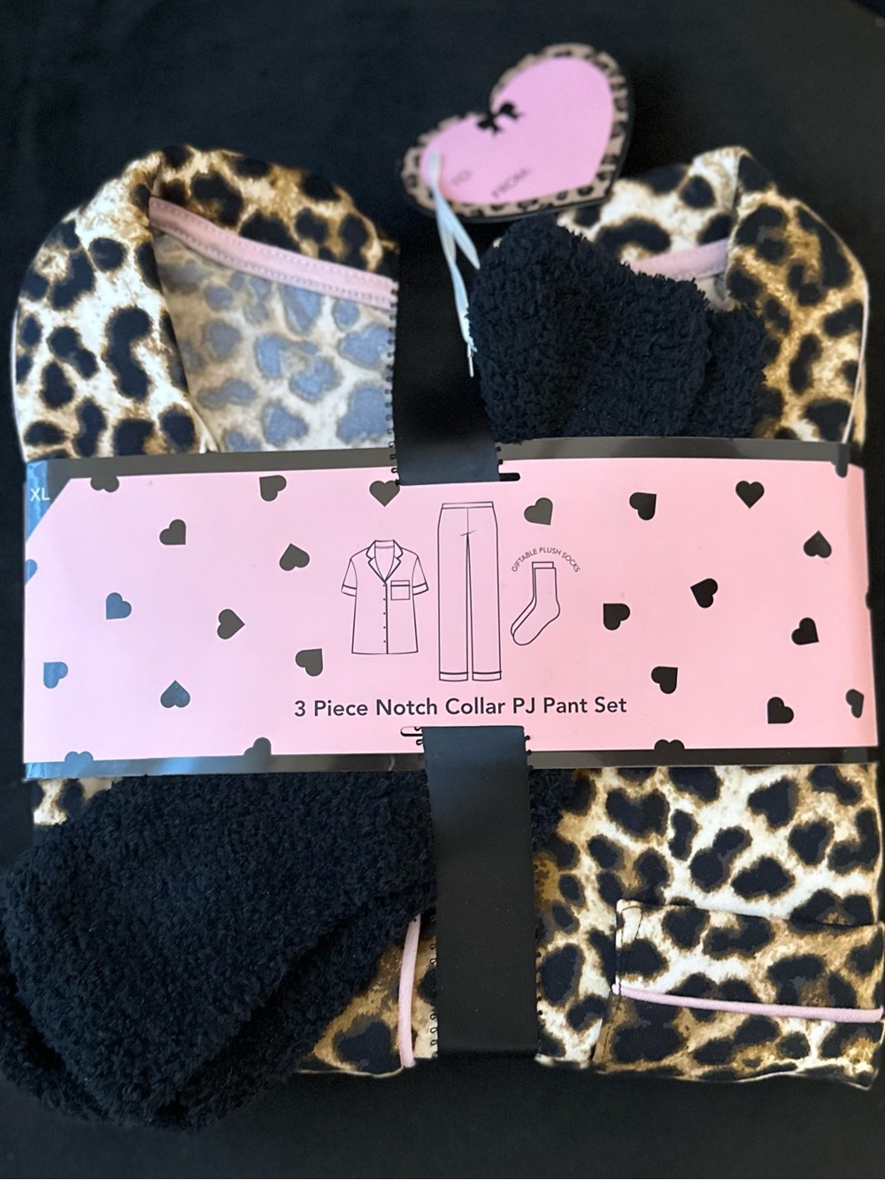 Leopard Print Notch Collar Kids Pajama Set with Cozy Socks - Pink Trim